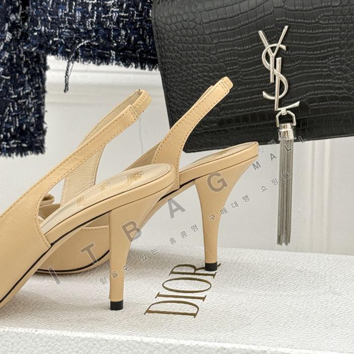��� ���� �� ������ ����  YONG9051-7   26/�Ż�  10CM