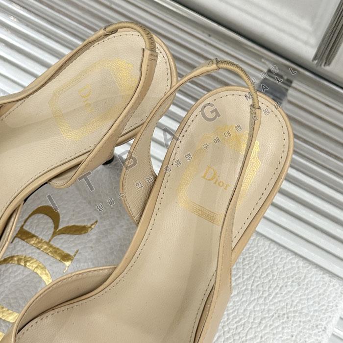 ��� ���� �� ������ ����  YONG9051-7   26/�Ż�  10CM