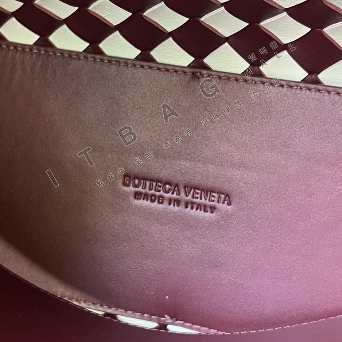 ���װ� ����Ÿ   �ȵ�Ƹ� �̵�� ž �ڵ�� SF743572-20   24/�Ż�