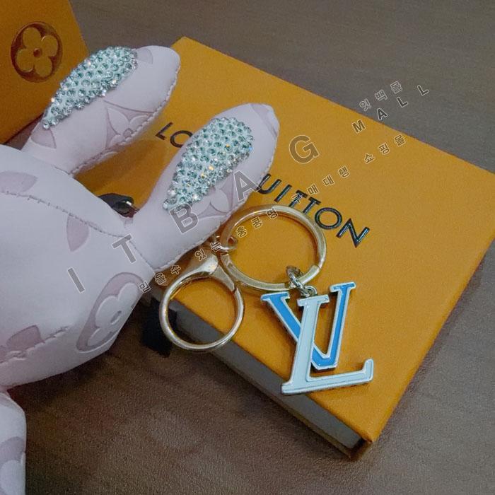 ���̺��� �������   �� ��   YUE2251   26/�Ż�   4�÷�