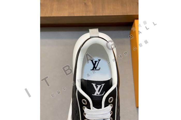 ���̺��� ���� ����Ŀ�� YF6805 ��