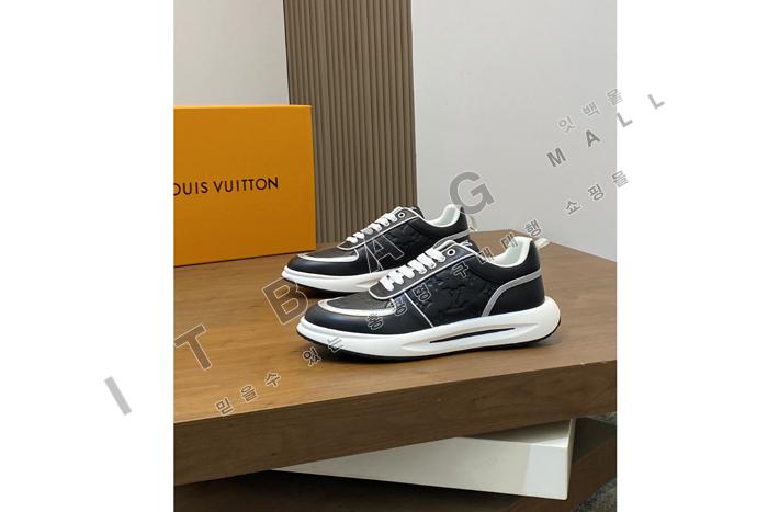 ���̺��� ���� ����Ŀ�� YF6805 ��