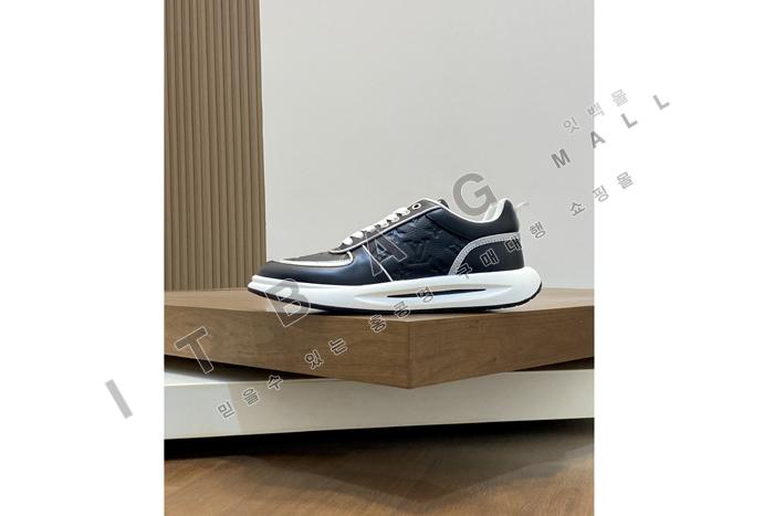 ���̺��� ���� ����Ŀ�� YF6805 ��