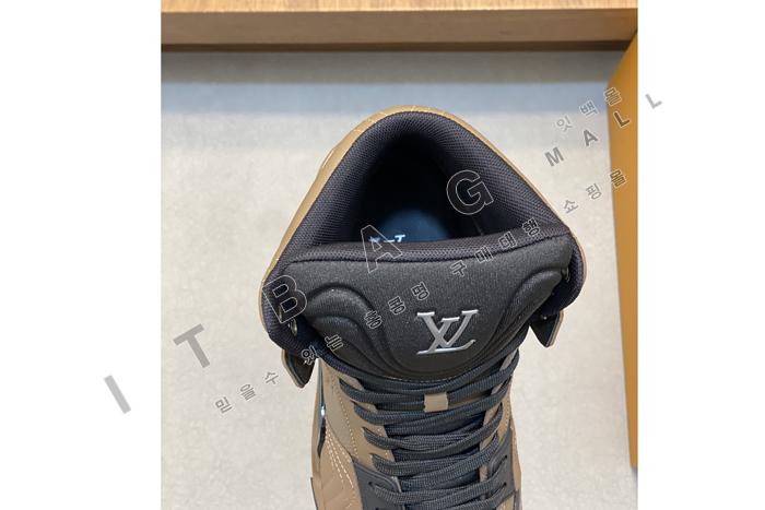 ���̺��� Ʈ���̳� ����ž  YF0366 ��