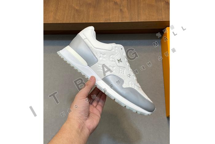 ���̺��� ���� ����Ŀ��  YF0371 ��