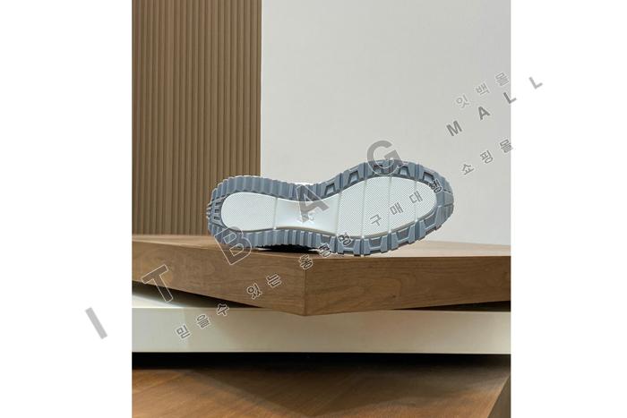 ���̺��� ���� ����Ŀ��  YF0372 ��
