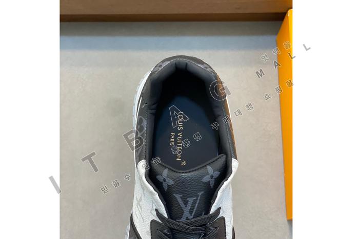 ���̺��� ���� ����Ŀ��  YF0372 ��