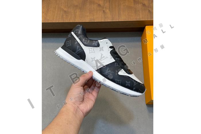 ���̺��� ���� ����Ŀ��  YF0372 ��