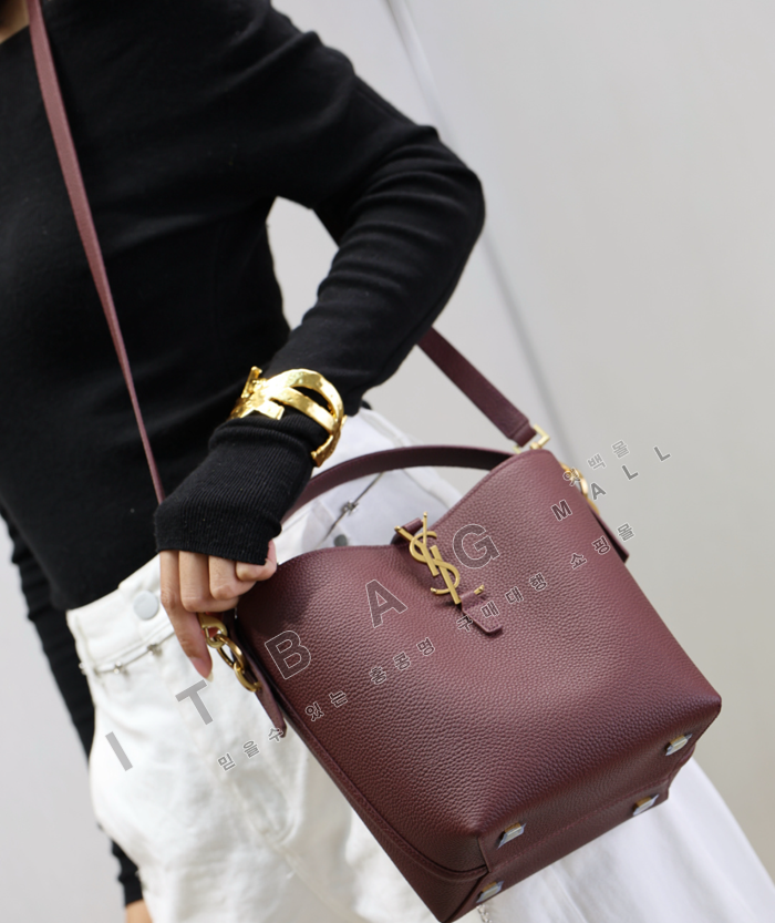 �Ի��ζ� LE 37 ���� ��Ŷ�� 749036-15  ĳ����