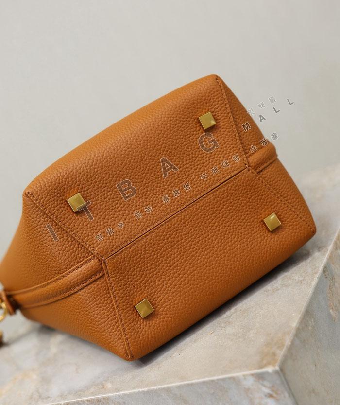 �Ի��ζ� LE 37 ���� ��Ŷ�� 749036-16  ĳ����