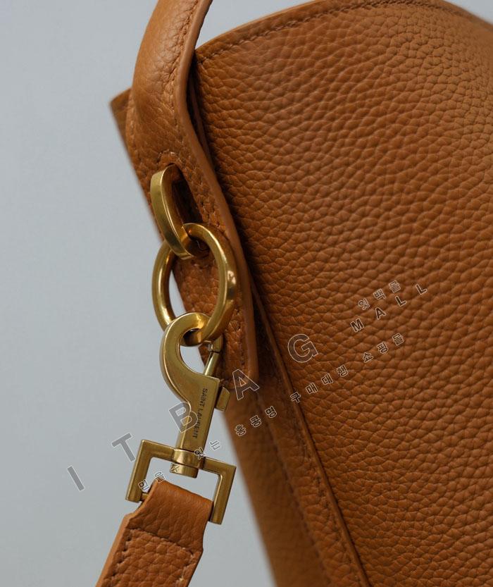 �Ի��ζ� LE 37 ���� ��Ŷ�� 749036-16  ĳ����