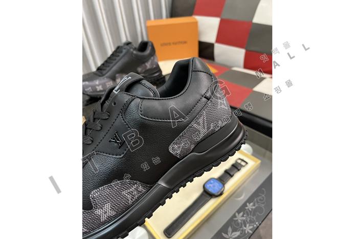 ���̺���  ���� ����Ŀ�� MYB6437