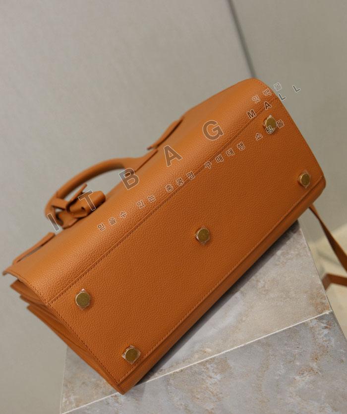 �Ի��ζ� �̵��  �� �� �긣  378299-1  ĳ����