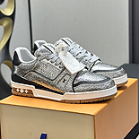 ���̺��� ����  Ʈ���̳� ����Ŀ�� SP6405