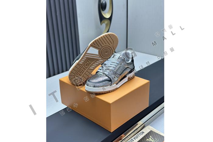 ���̺��� ����  Ʈ���̳� ����Ŀ�� SP6405