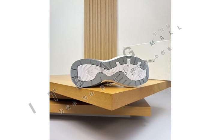 �˸���  ���� ����Ŀ��  YF6412-1 ��