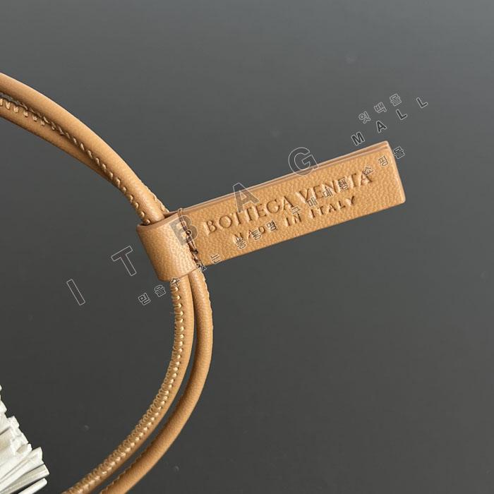 ���װ�����Ÿ  ��  SF857272    26/�Ż�  