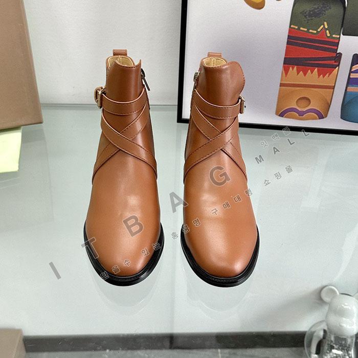 ������ ����   ����  YONG9079