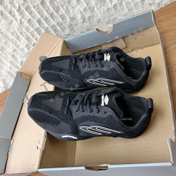 �߷��þư�  �յ��� ��Ʈ�� ����Ŀ�� YONG9081   26/���   ��������