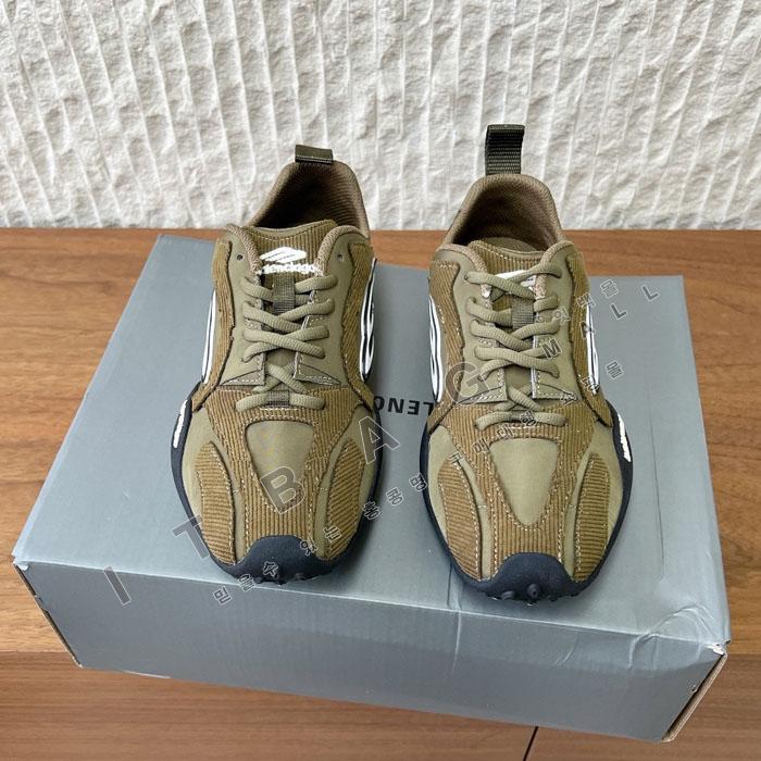 �߷��þư�  �յ��� ��Ʈ�� ����Ŀ�� YONG9081-1   26/���   ��������