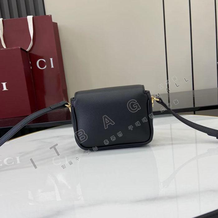 ���� Ȧ���� �̴� ũ�ν���  851620   25/�Ż�
