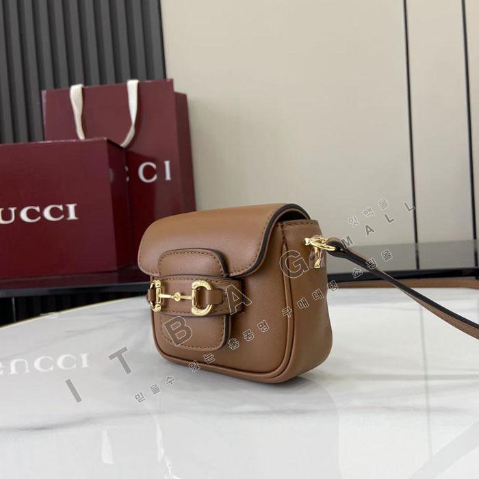 ���� Ȧ���� �̴� ũ�ν���  851620-1   25/�Ż�