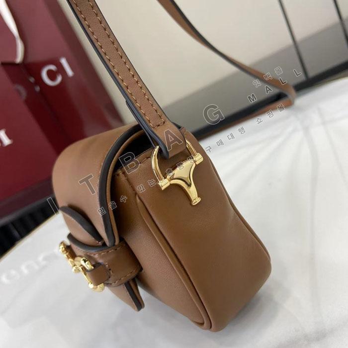 ���� Ȧ���� �̴� ũ�ν���  851620-1   25/�Ż�