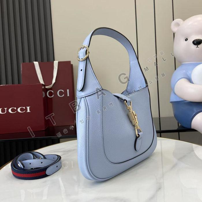 ���� ��Ű 1961  ���� ����� 810232-6     25/�Ż�