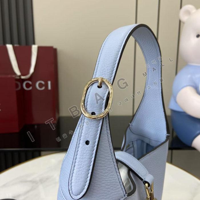 ���� ��Ű 1961  ���� ����� 810232-6     25/�Ż�