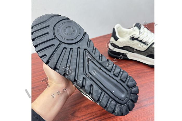 ���̺��� ���� ����Ŀ��  YF1301 ��