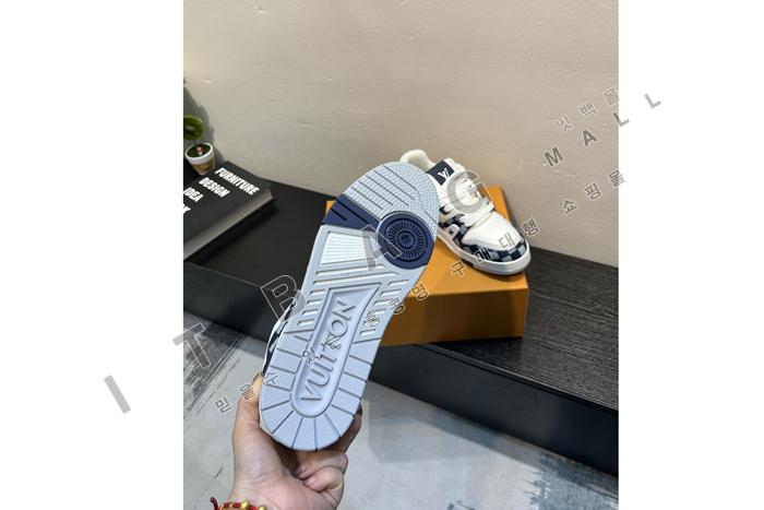 ���̺���  ���� Ʈ���̳� ����Ŀ��  YF4066 ��
