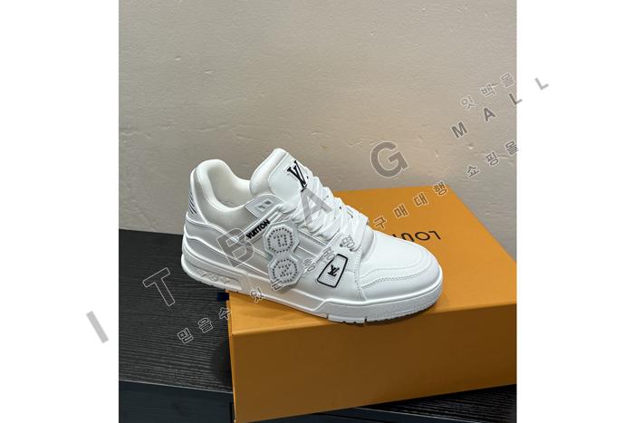 ���̺��� ���� Ʈ���̳� ����Ŀ��  YF4069 ��