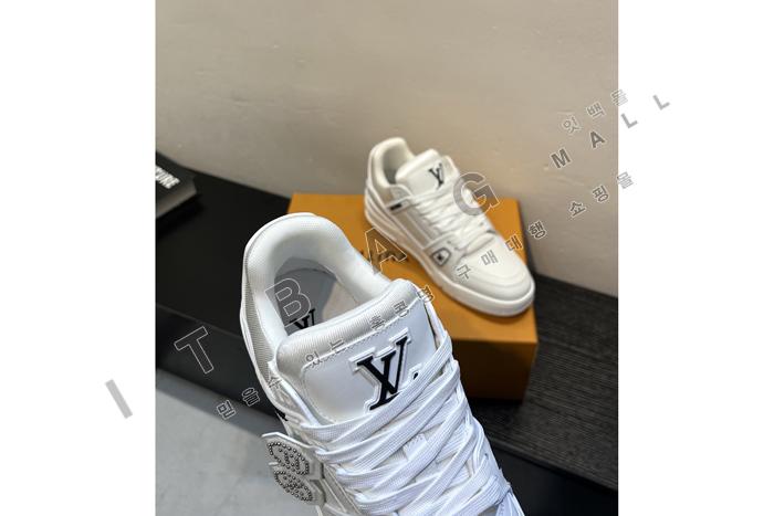 ���̺��� ���� Ʈ���̳� ����Ŀ��  YF4069 ��