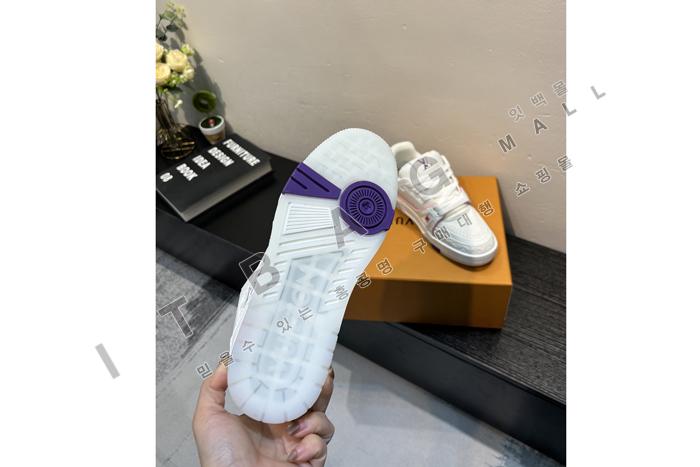 ���̺��� ���� Ʈ���̳� ����Ŀ�� YF4070 ��