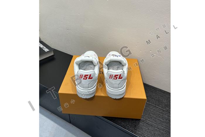���̺��� ���� Ʈ���̳� ����Ŀ�� YF4070 ��
