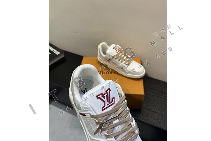 ���̺��� ���� Ʈ���̳� ����Ŀ�� YF4071 ��