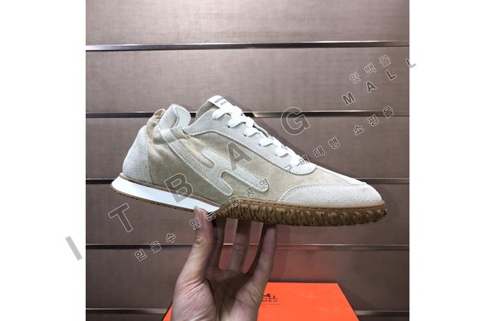 �����޽� ����  jet ����Ŀ��  YF9464