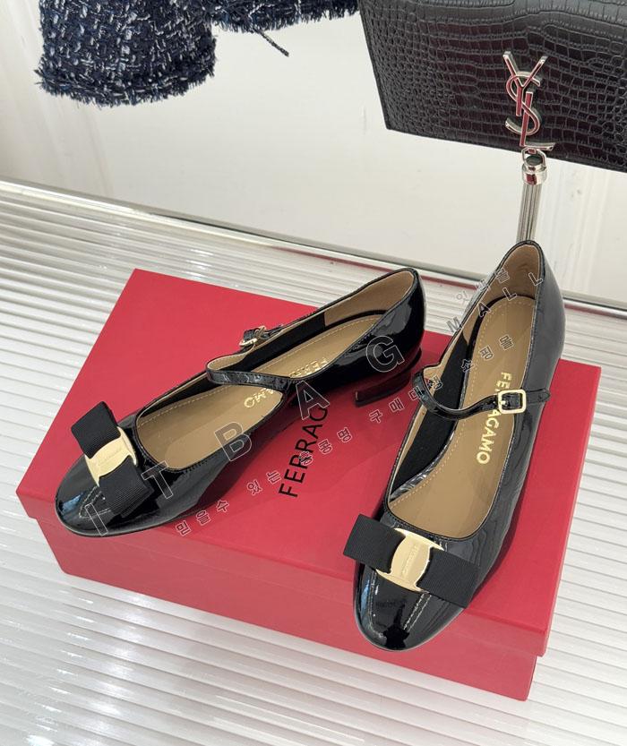 �䷹����   �ٶ� ���� �޸�����  YONG9111   26/�Ż�   3CM