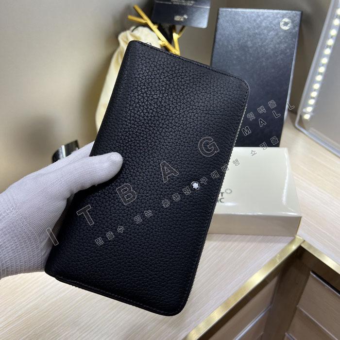 ������ ������  U0114570