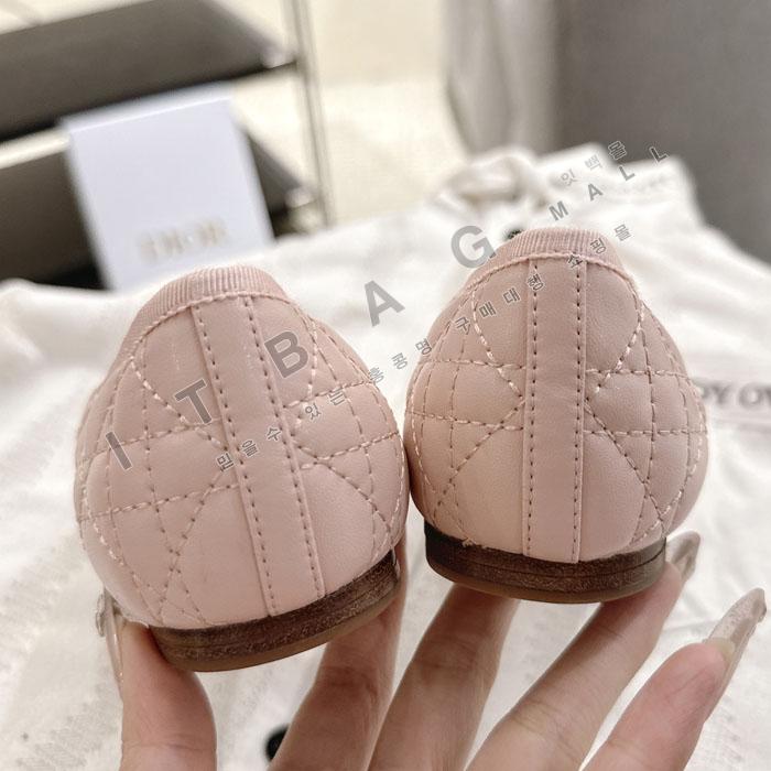 ��� �߷� �÷�  YIBU3176-4   26/�Ż�  