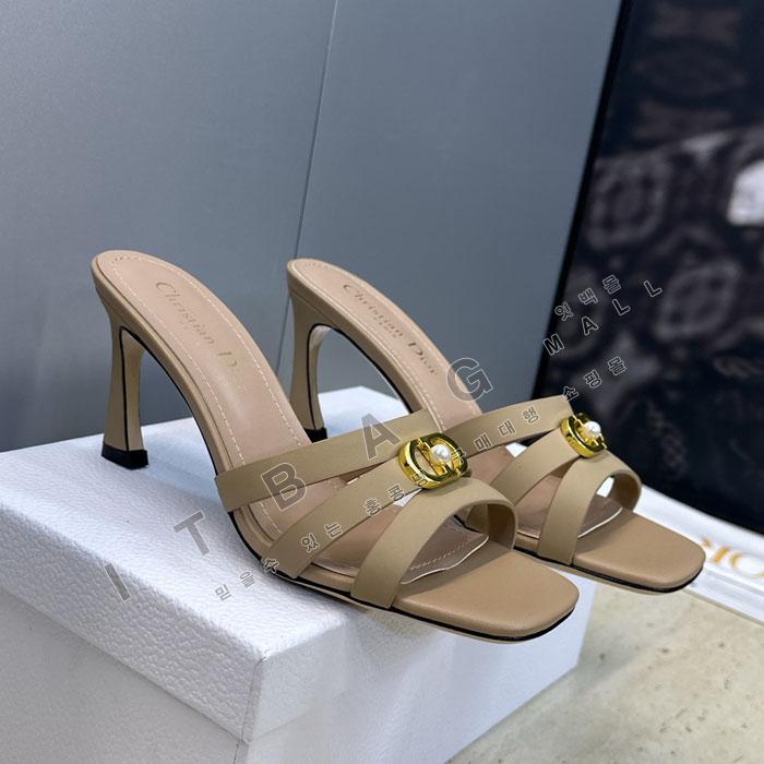 ��� �� Ŭ�� ����  YIBU3177-1   26/�Ż�  8CM