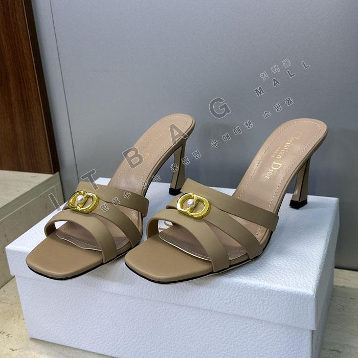 ��� �� Ŭ�� ����  YIBU3177-1   26/�Ż�  8CM