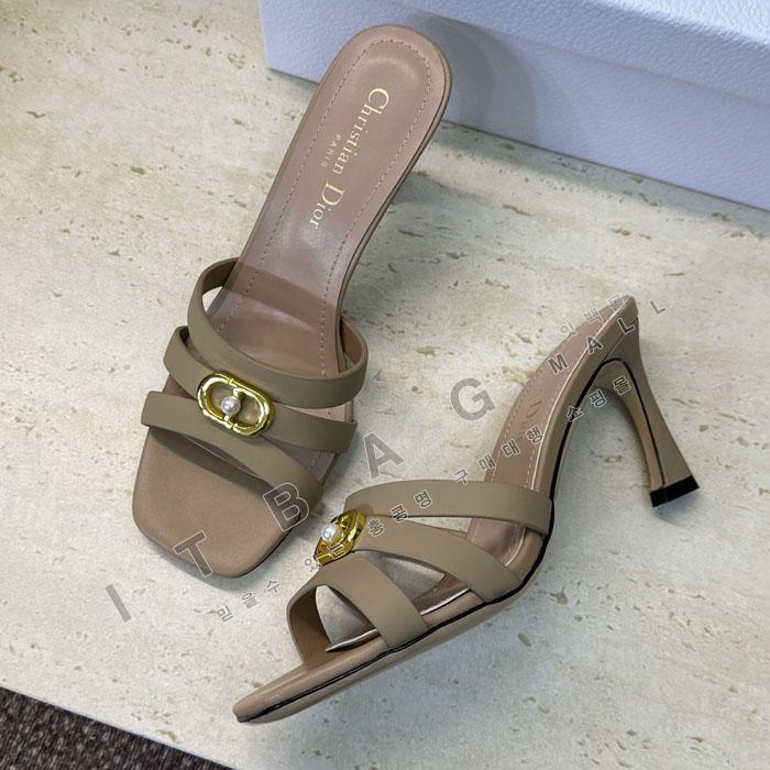 ��� �� Ŭ�� ����  YIBU3177-1   26/�Ż�  8CM