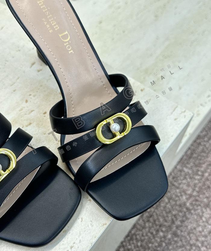 ��� �� Ŭ�� ����  YIBU3177-3   26/�Ż�  8CM  2�÷�