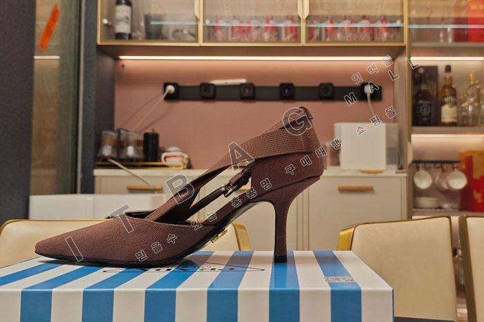 ����� ĵ���� ������   YIBU3179-1   26/�Ż�  7CM  