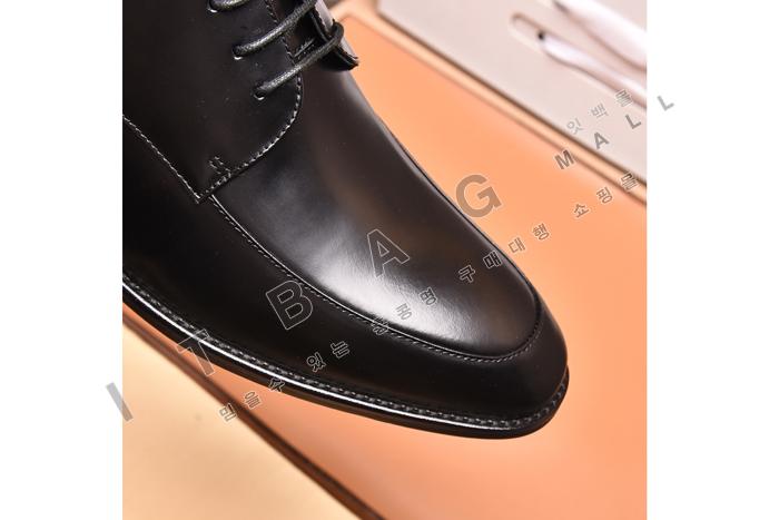 ���̺���  ���� ����  MYB1644