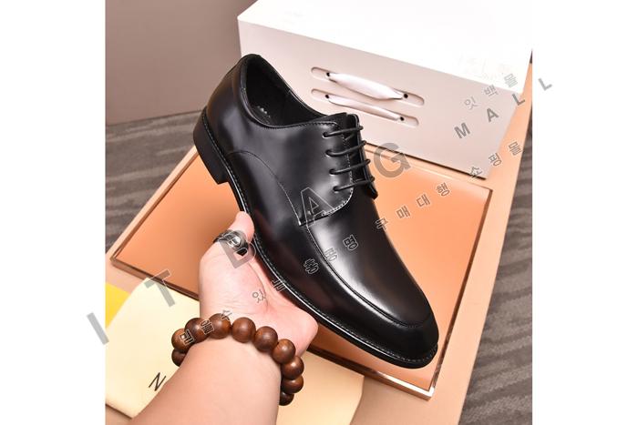 ���̺���  ���� ����  MYB1644