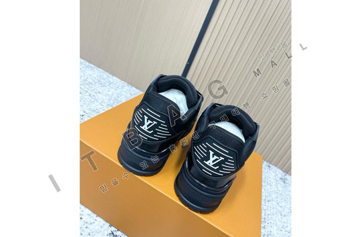 ���̺��� Ʈ���̳� ����Ŀ��  SP6423  ��  ��������