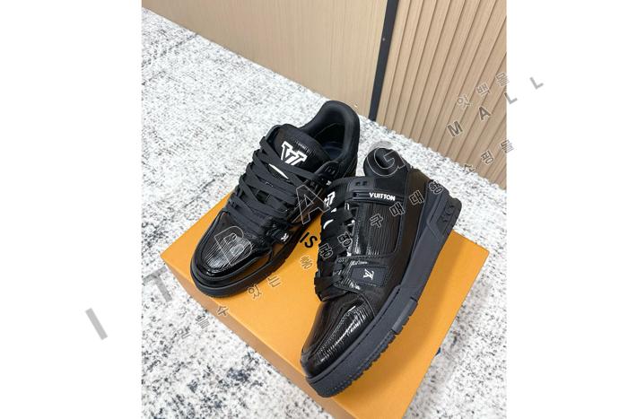 ���̺��� Ʈ���̳� ����Ŀ��  SP6423  ��  ��������