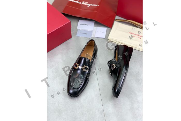 �䷹����  ���� ����  YF6943 ��